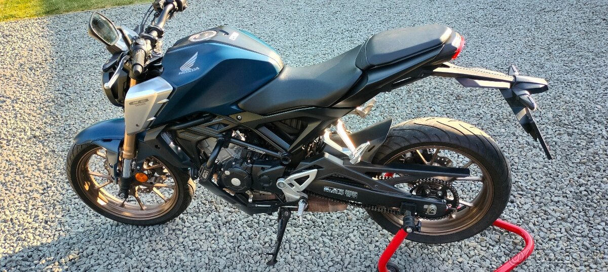 HONDA CB125R