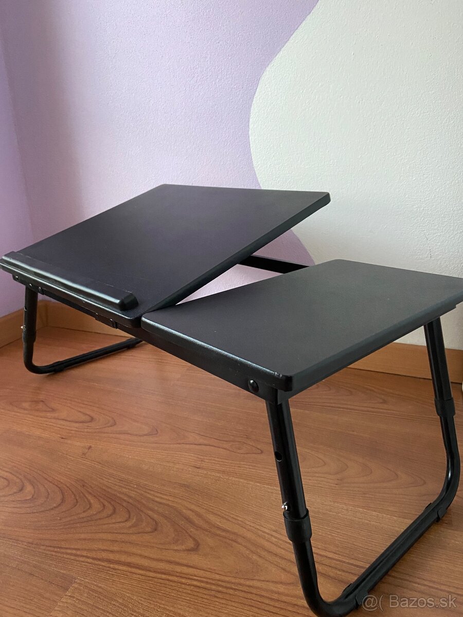 Stojan na notebook