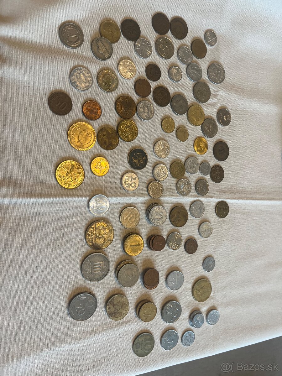 zbierka zahraničných mincí + pamätné medaily