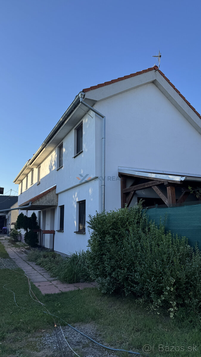 Rodinný dom s dvomi bytmi – Vajnory, Bratislava III