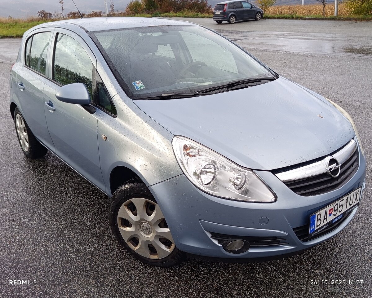 Opel Corsa 1.4 benzín 66kw rok 2008