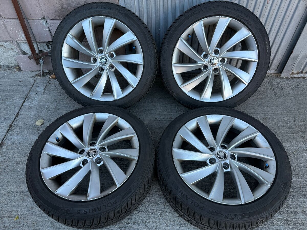 18" Elektrony SKODA 5x112 so zimnymi pneu 235/45 R18