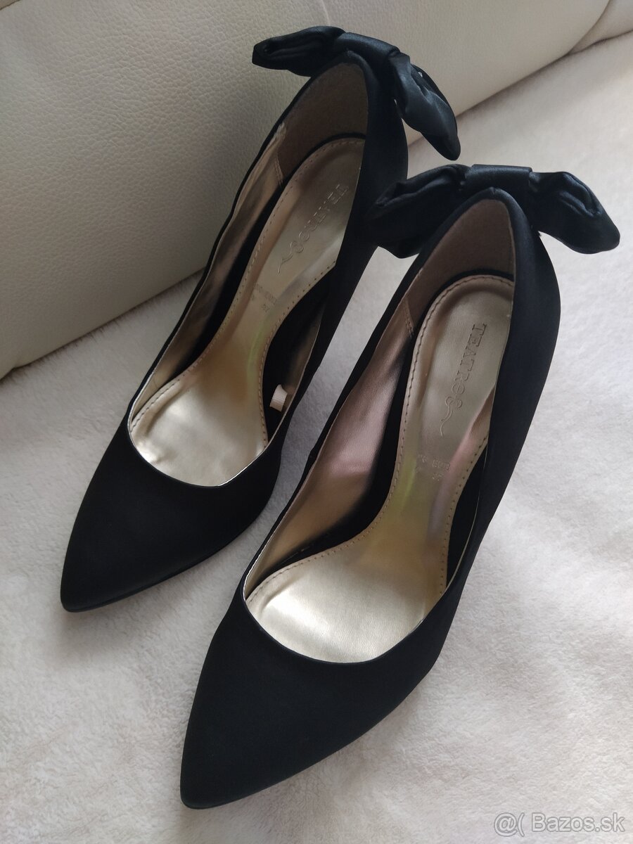 NOVÉ čierne saténové lodičky veľ. 36 (osobný odber)