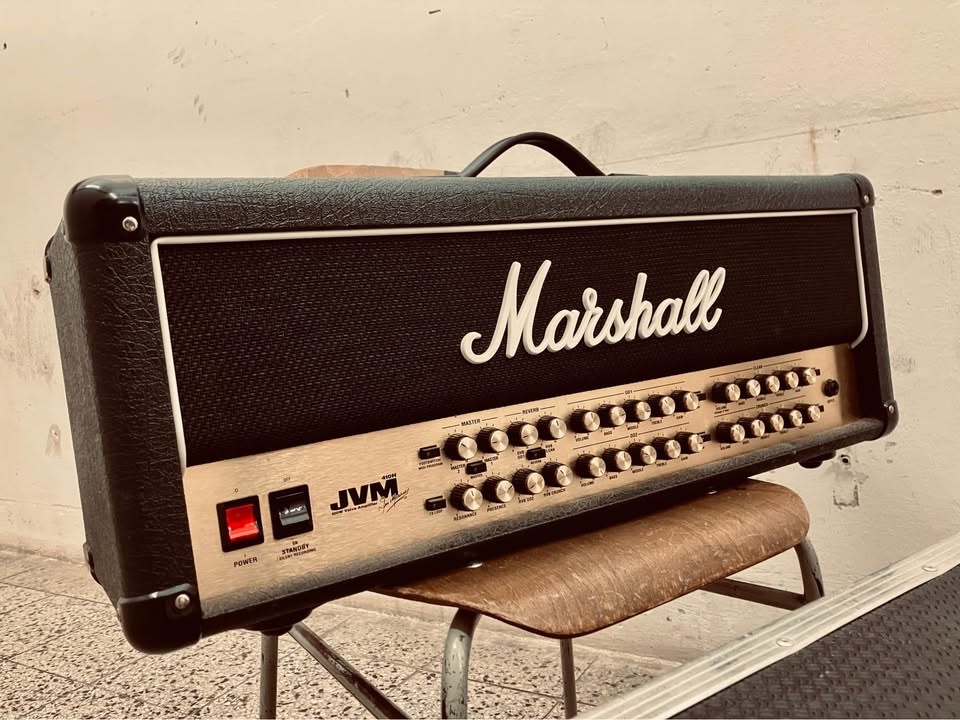 Marshall JVM410H + Pevný Flight Case