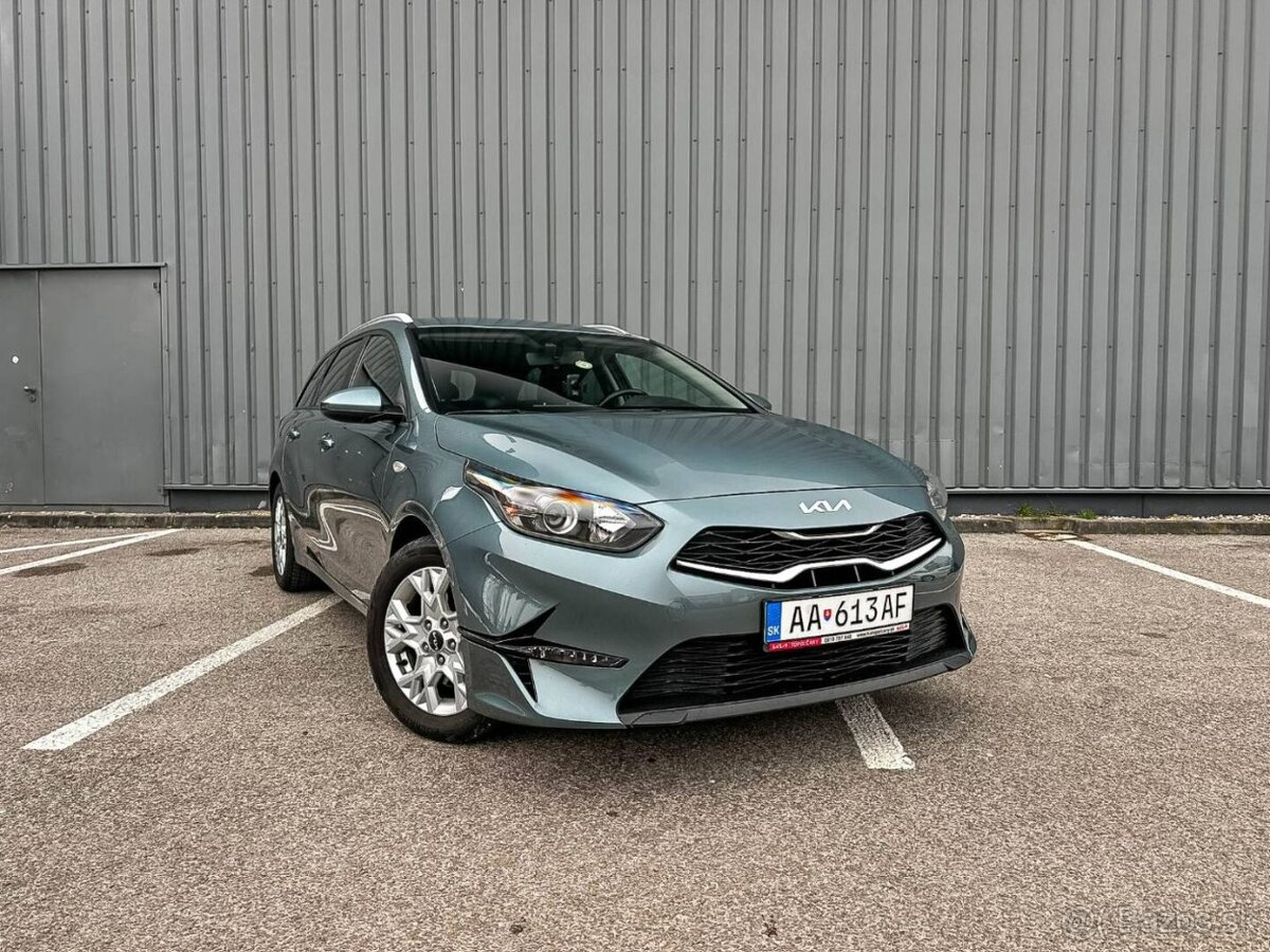 Kia Ceed SW 1.5 T-GDi Silver A/T