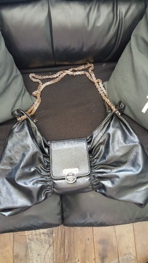 Dámska exkluzívna kabelka čierna