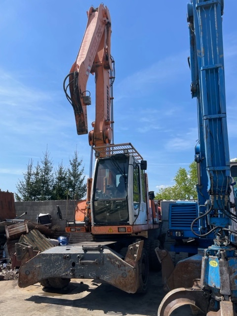 Predám nakladač Liebherr A924 C Litronic