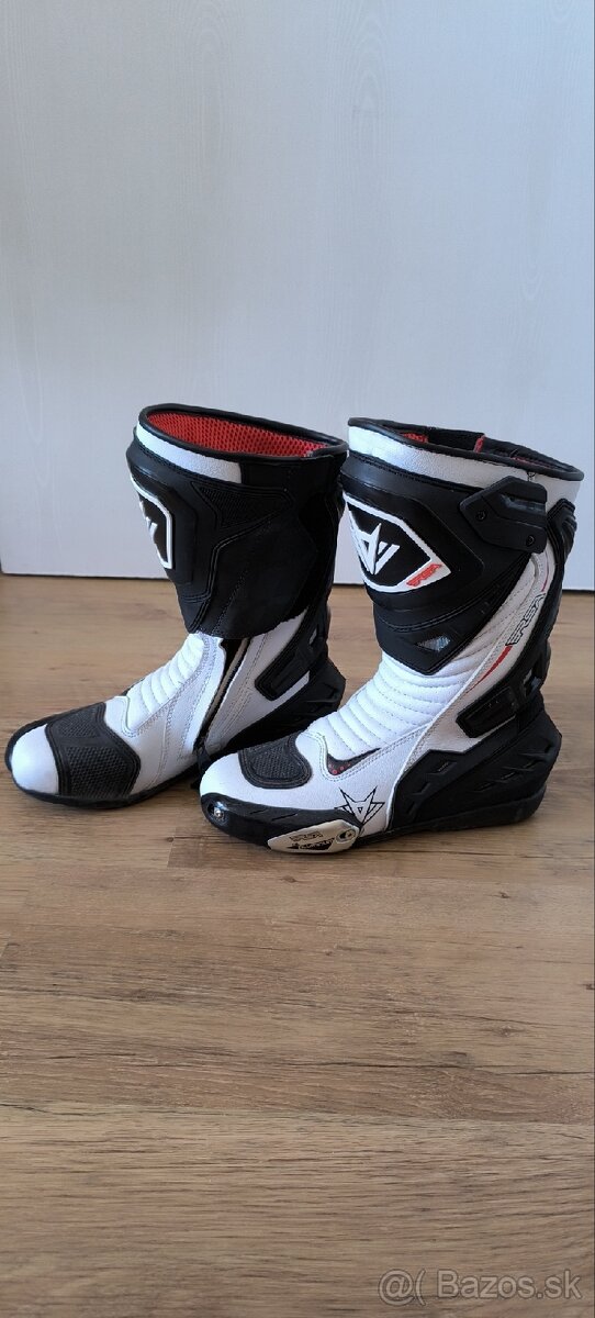 Moto boty