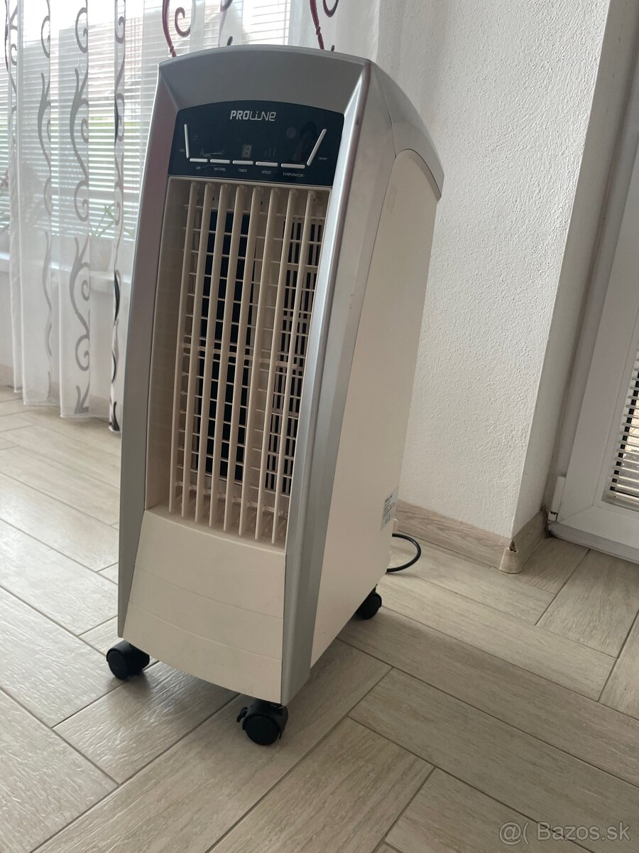 Prenosný ochladzovadzi ventilátor.