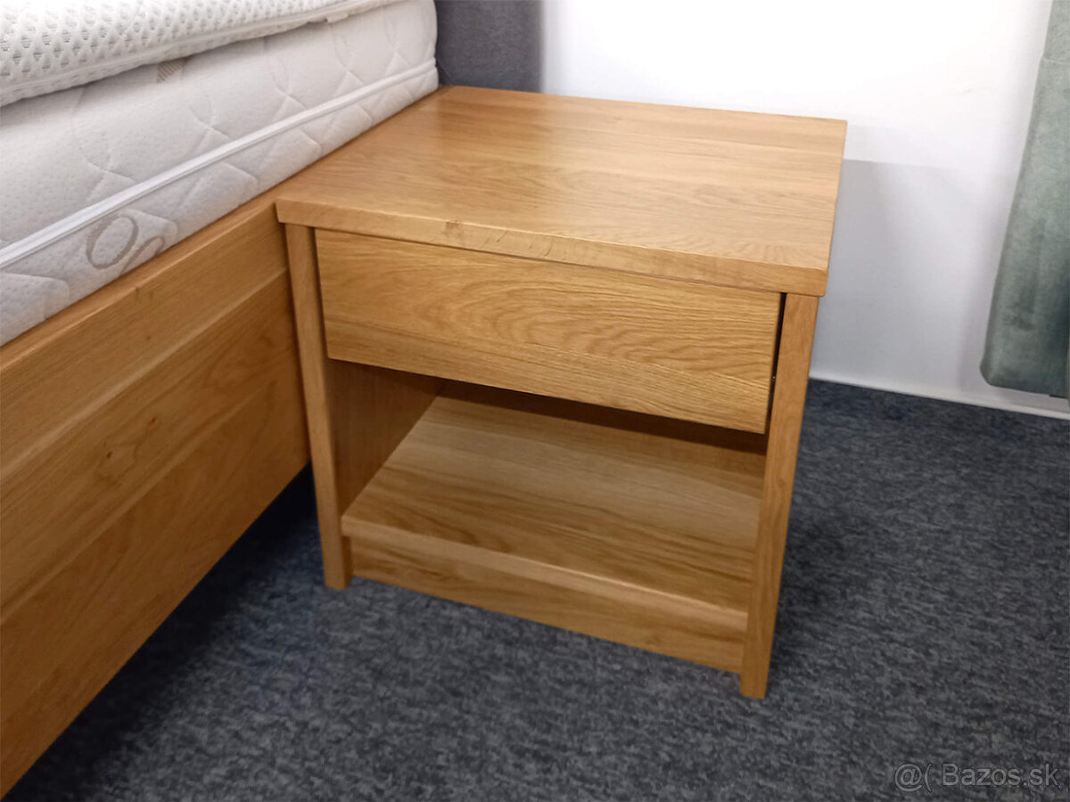 Nočný stolík