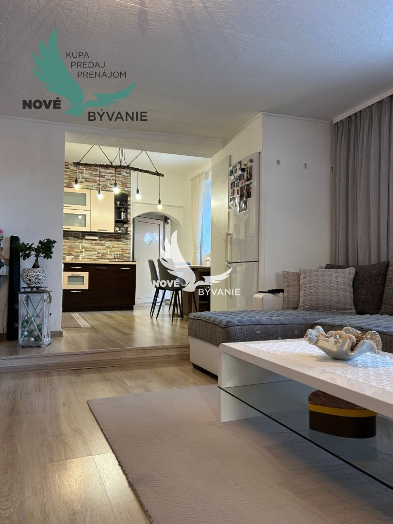 Rezervované - Pekný, praktický rodinný dom blízko centra  Br
