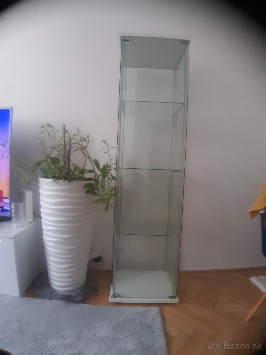 predam vitrínu