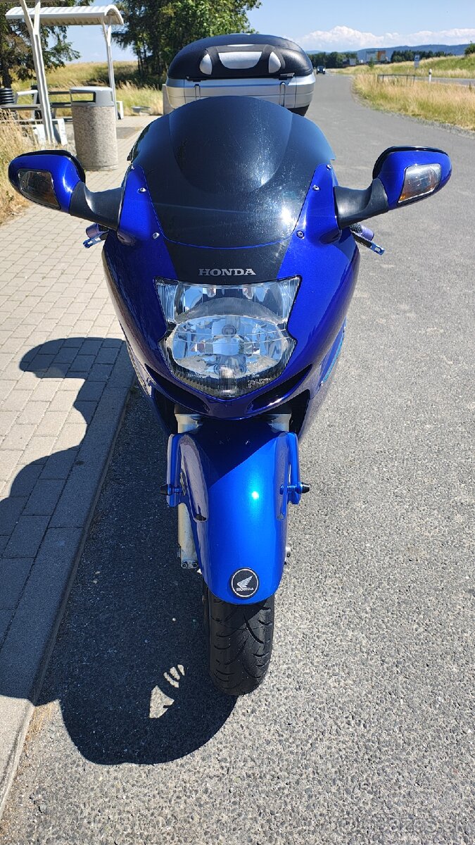 Honda cbr 1100 XX black bird 2005