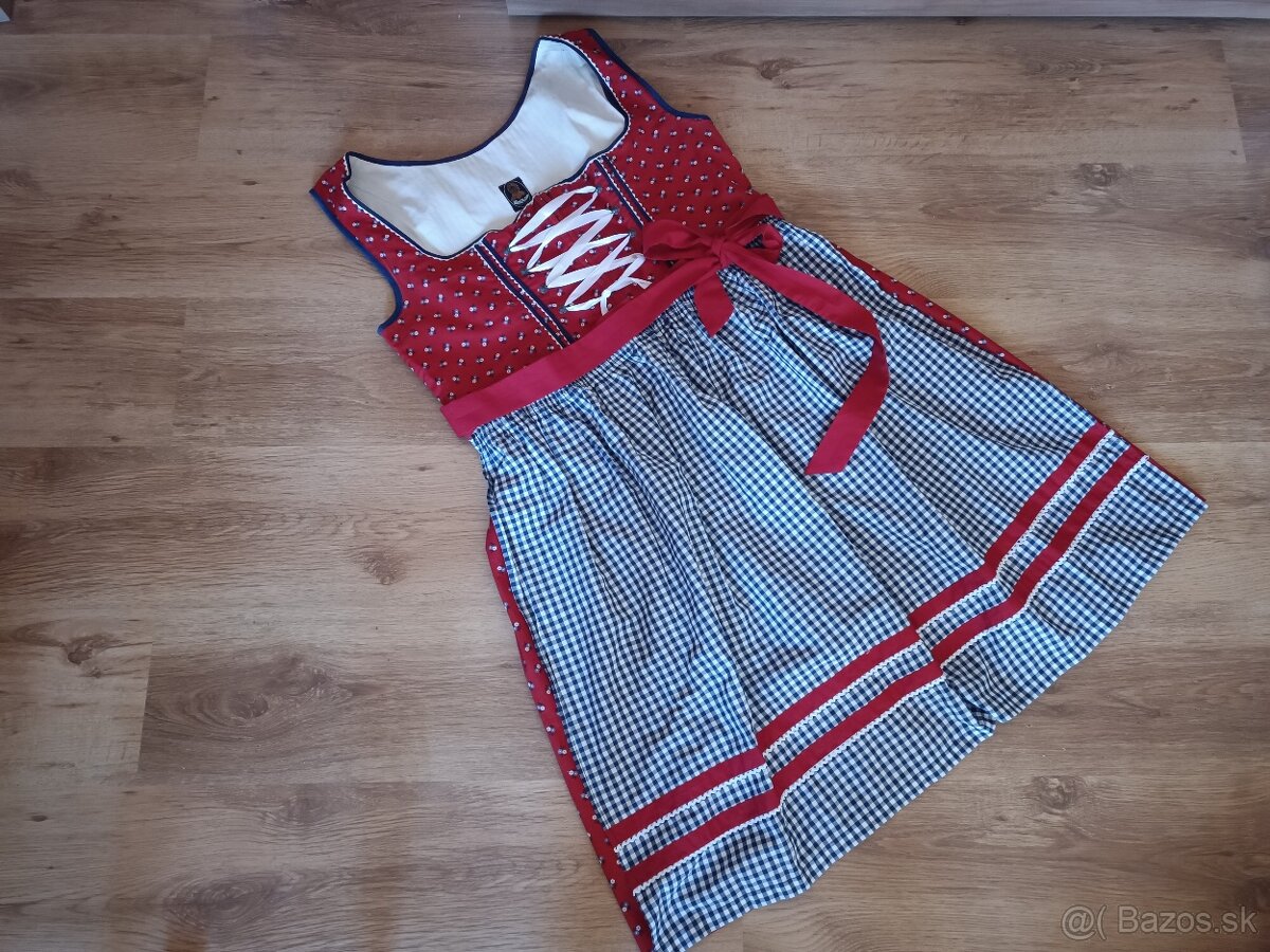 Bavorský kroj Dirndl v.48