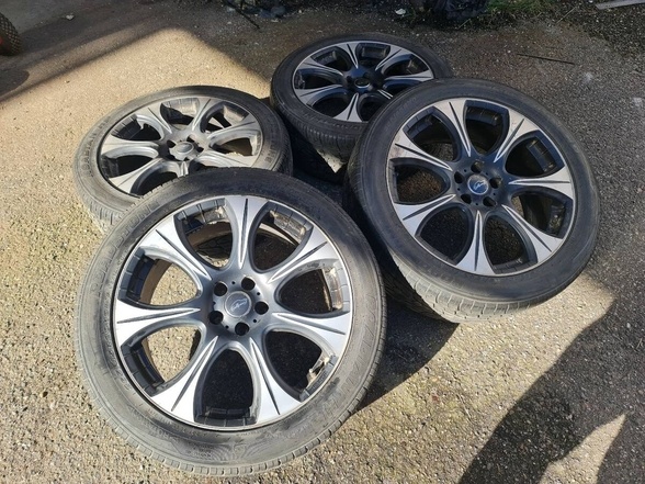 zimní Alu kola Hyundai Kia Santa Fe 5x114,3 r20"