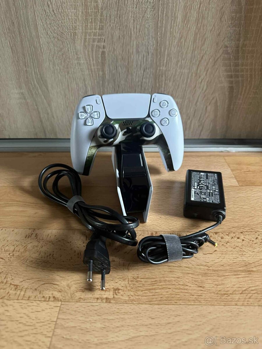 PlayStation 5 DualSense Charging Station