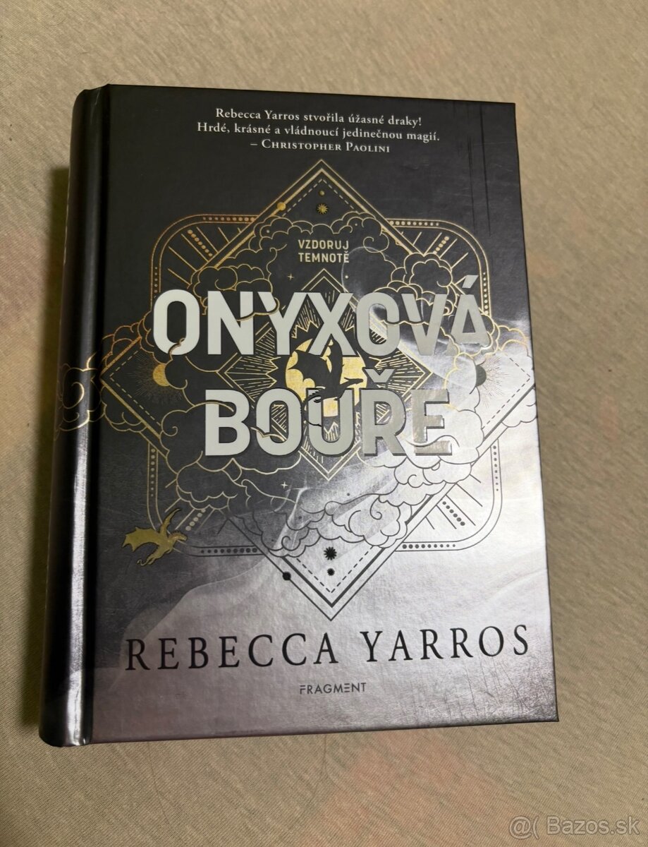 Onyxova bouře, Hauting Adeline