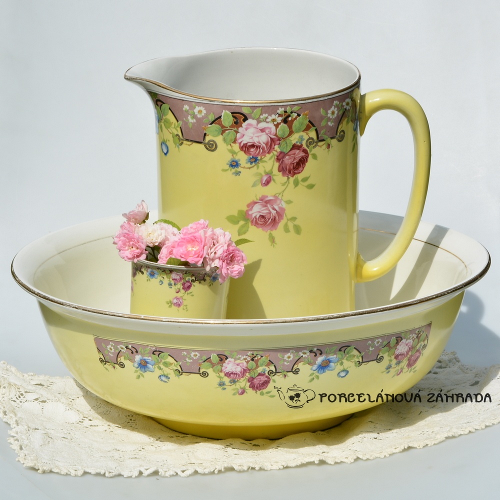 predané Starožitná veľká umývacia sada džbán + misa +váza