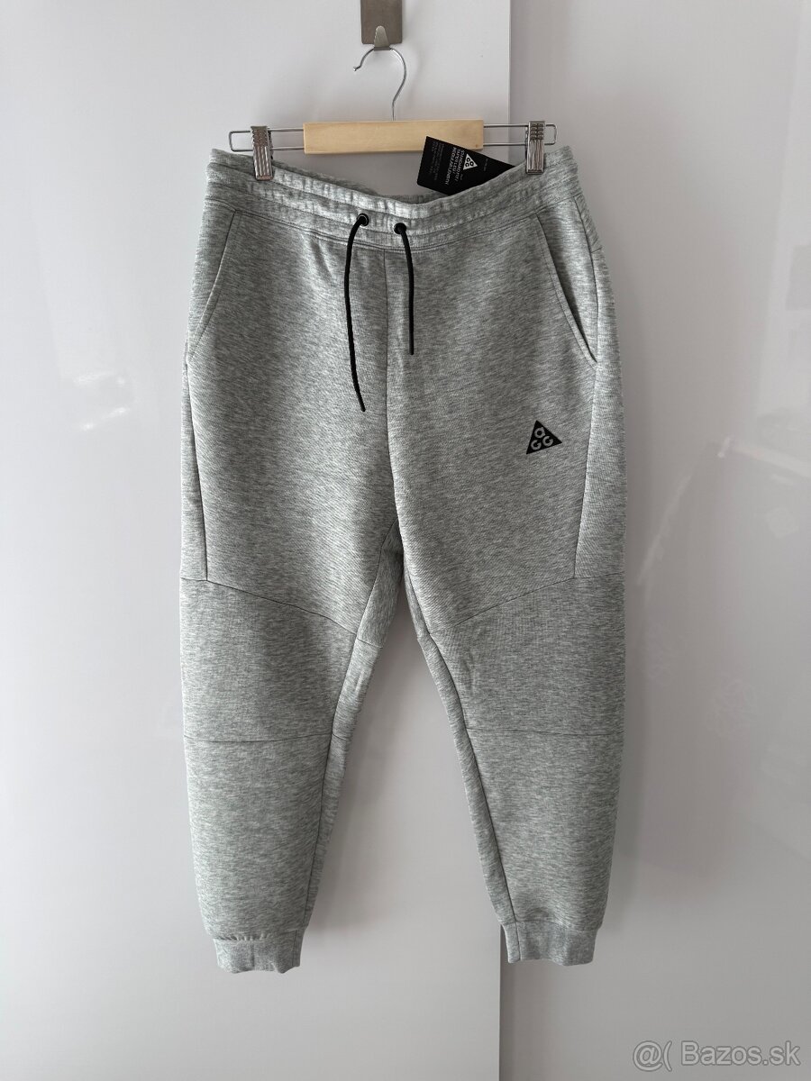 ACG niketech teplaky