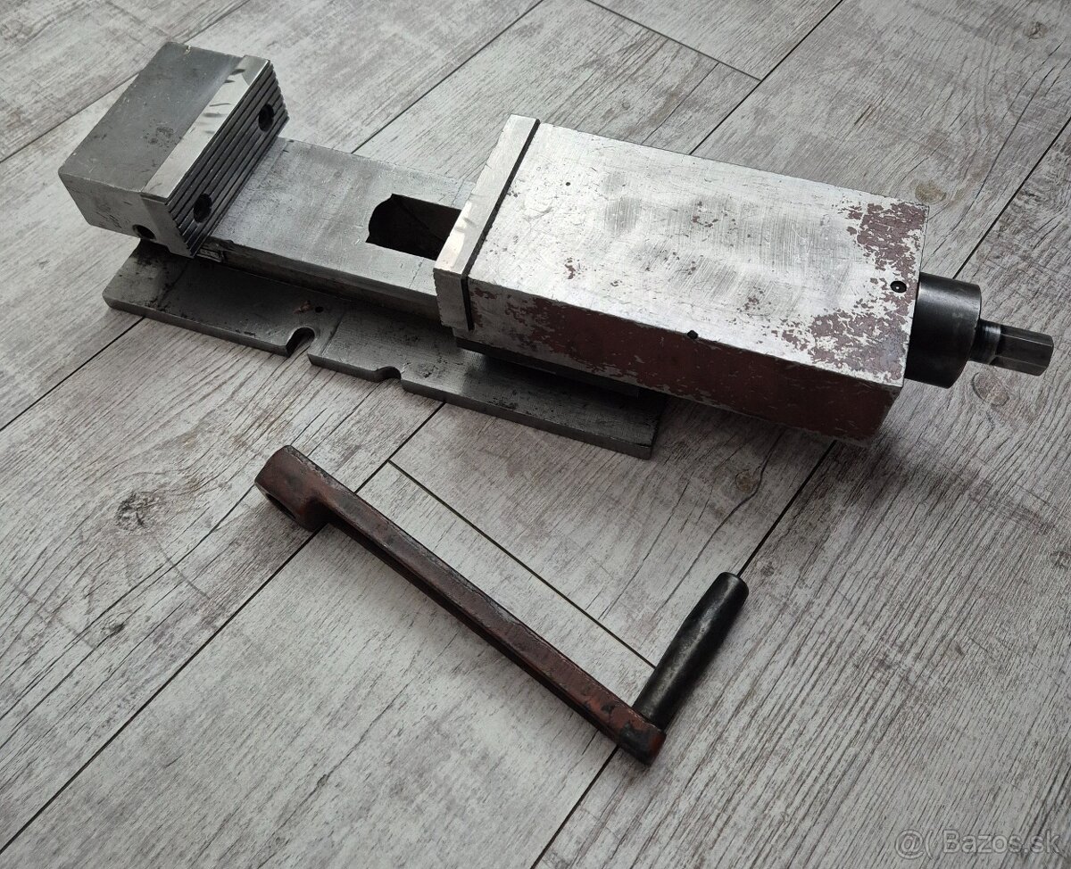 125mm strojný zverák dvojpolohový Vihorlat Snina
