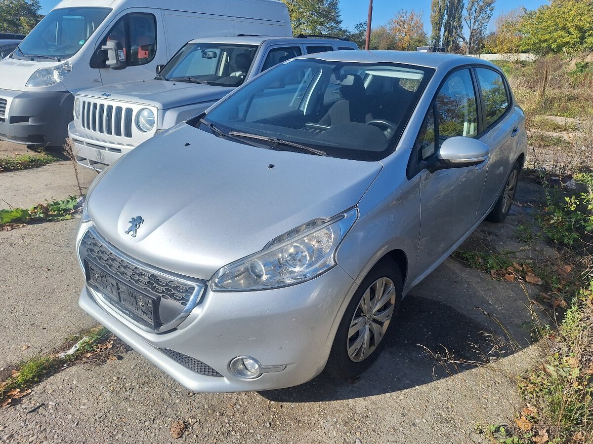 PEUGEOT 208 1,6 HDI  68KW  ROK 2014
