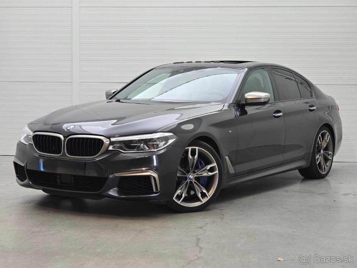 BMW 5 Series M550 M Sport - xDrive - Benzín