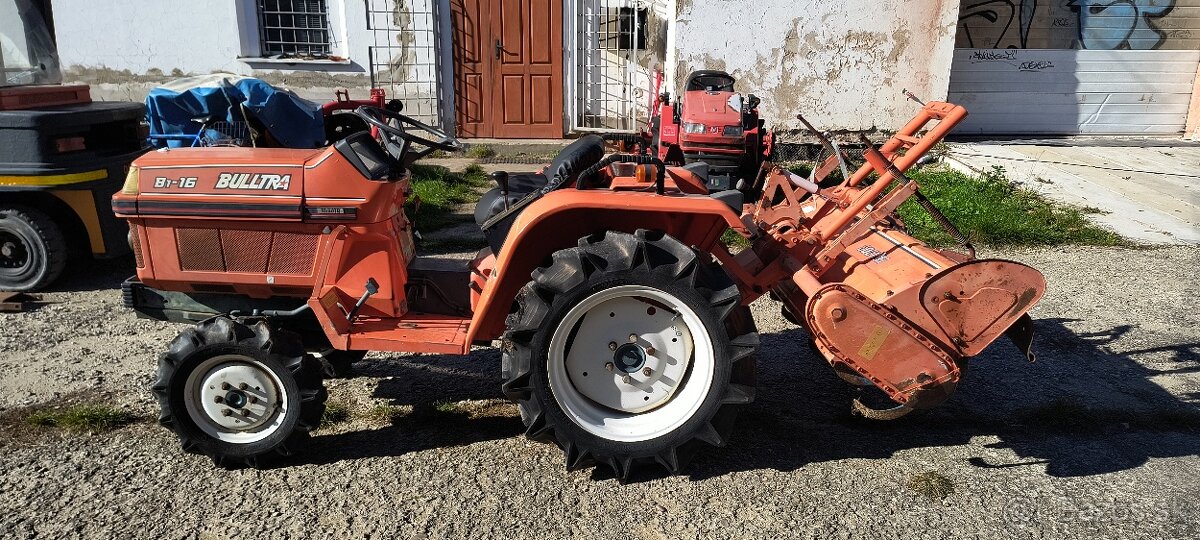 Kubota Bultra B16