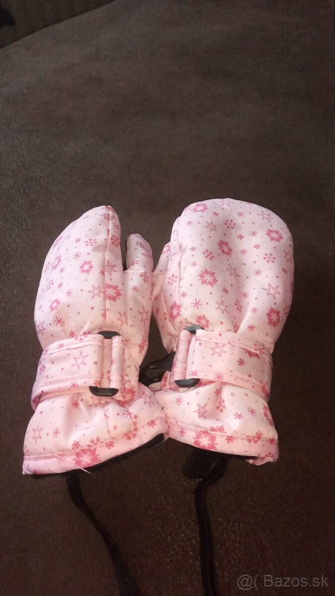 Dievčenské rukavice