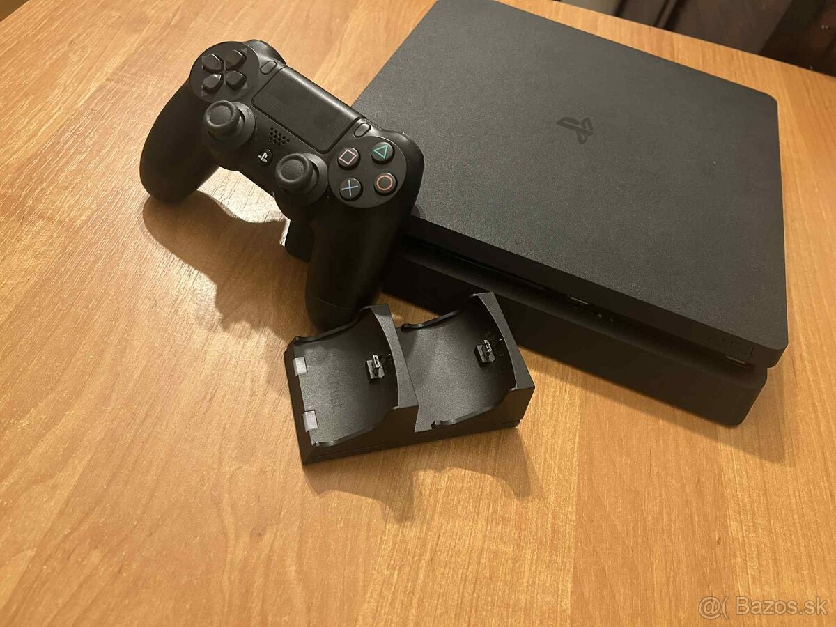 PS4 slim