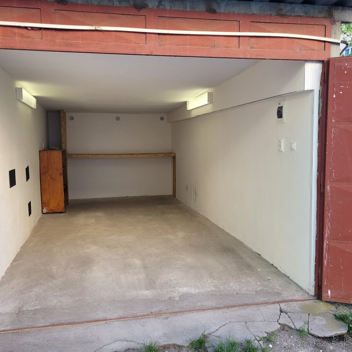 Prenajmem garáž na park Angelinum Košice
