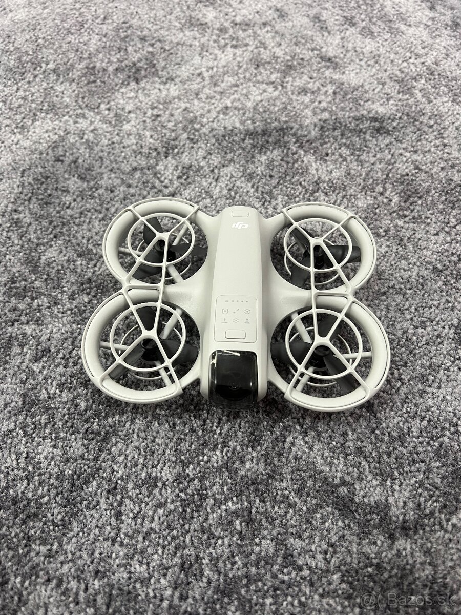 DJI NEO Dron