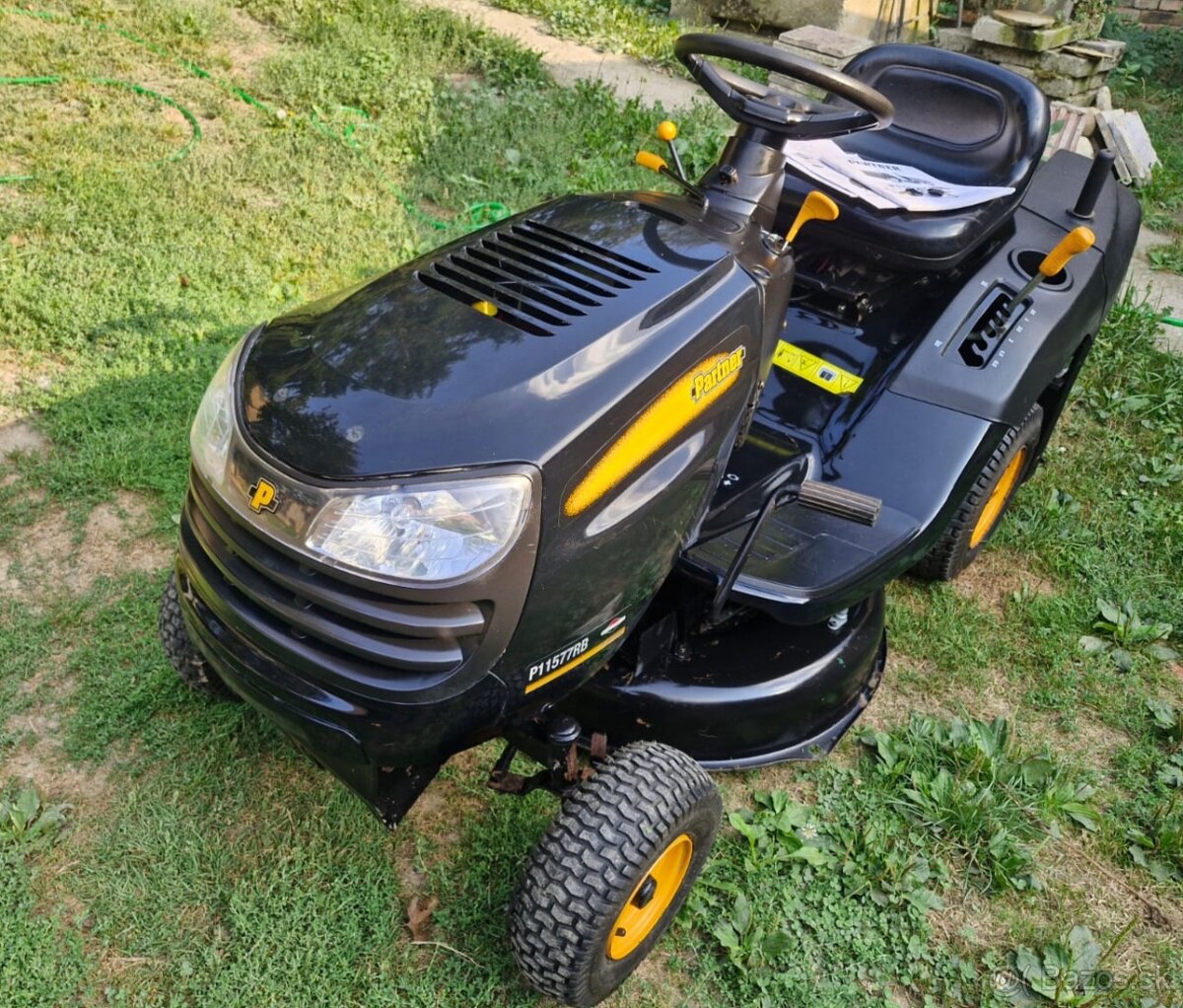 Traktorová kosačka Partner P11577RB. (Husqvarna)