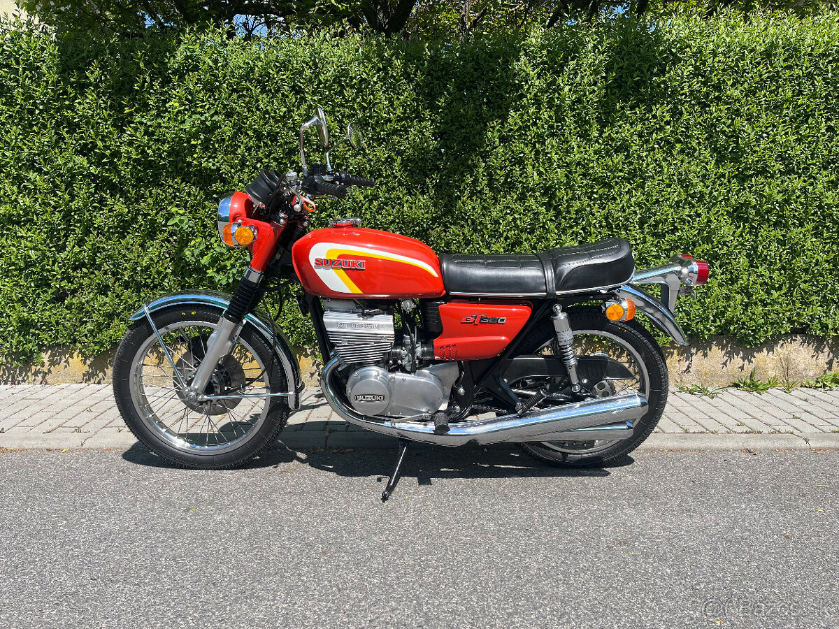Suzuki GT380 K, r.v. 1973 s TP