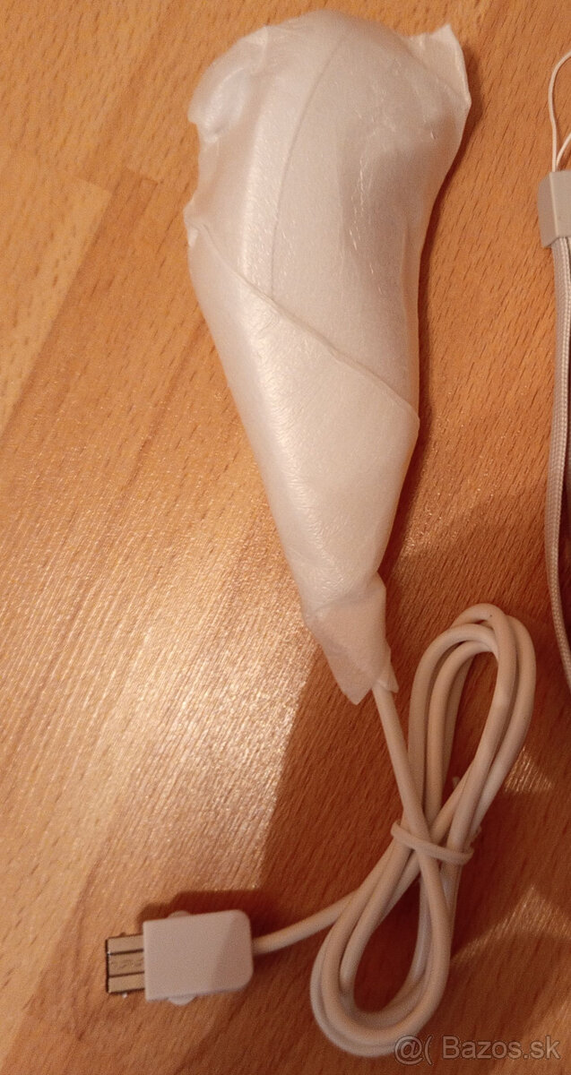 Predám úplne nový nunchuck pre Nintendo Wii