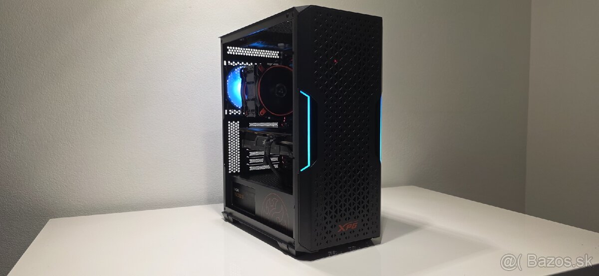 Ryzen 7 1700X, 16GB Ram, M.2 256GB + SSD 1TB, RX5700XT 8GB