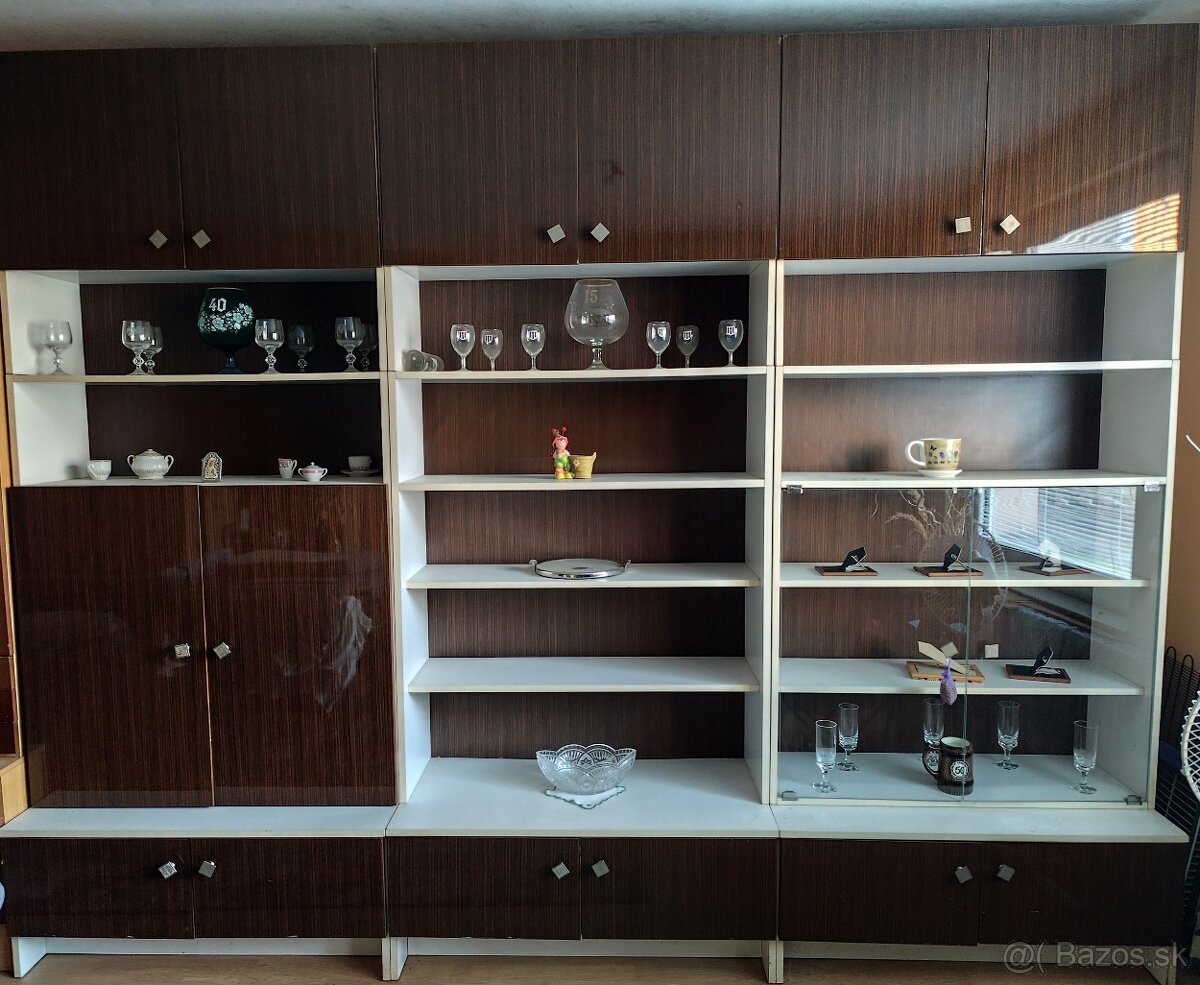 Retro obývacia stena - darujem za odvoz