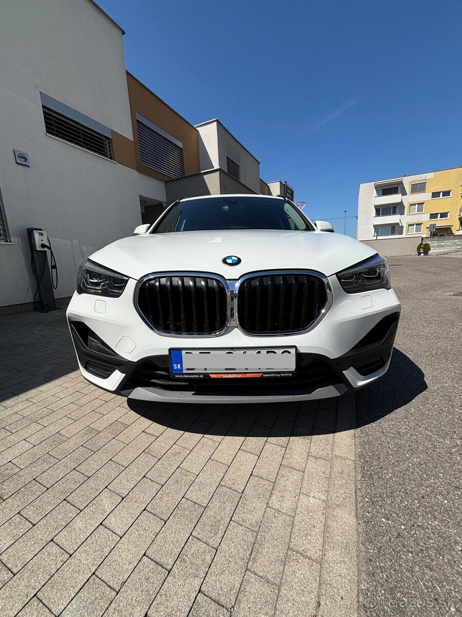 BMW X1 sDrive18d, r.v. 2021, 110kW, 79 000km. biela farba