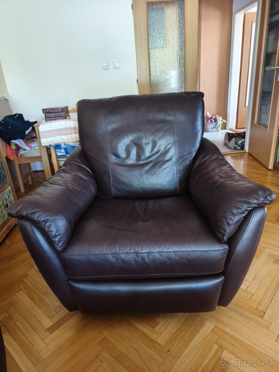 Sedacia súprava (kožený gauč + polohovateľné kožené kreslá)