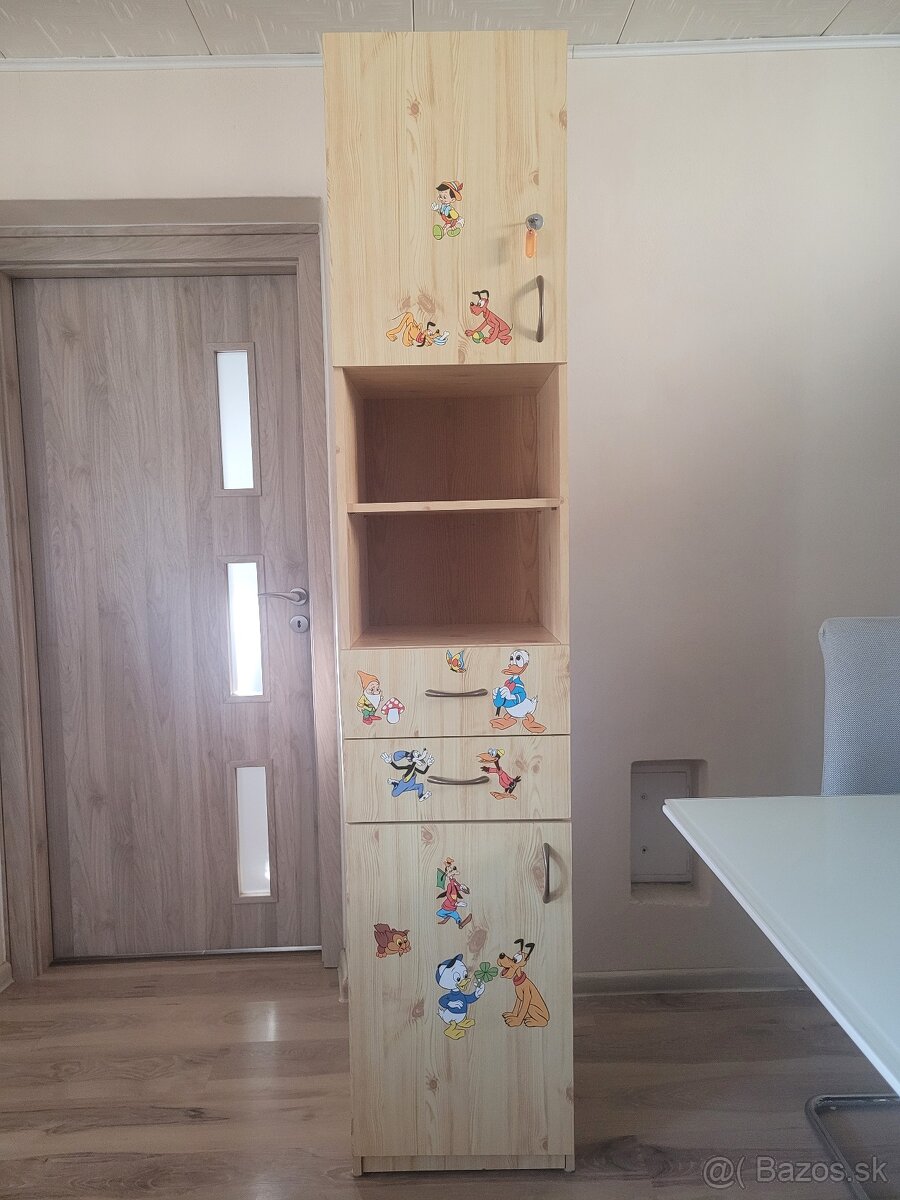 Skriňa do detskej