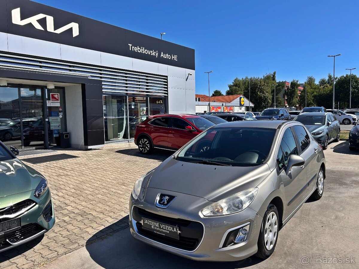 Peugeot 308 1.4 VTi 72kw M5 Family