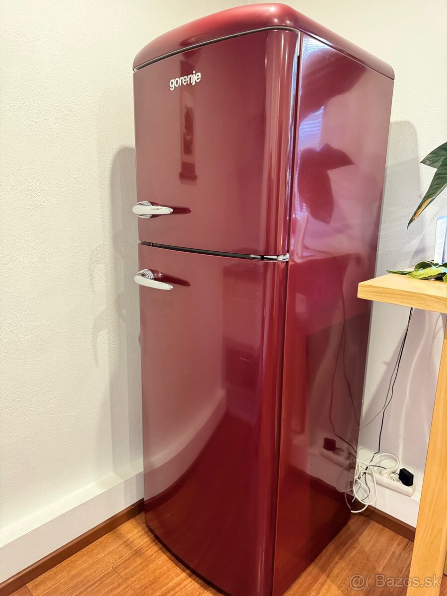 Retro chladnička Gorenje