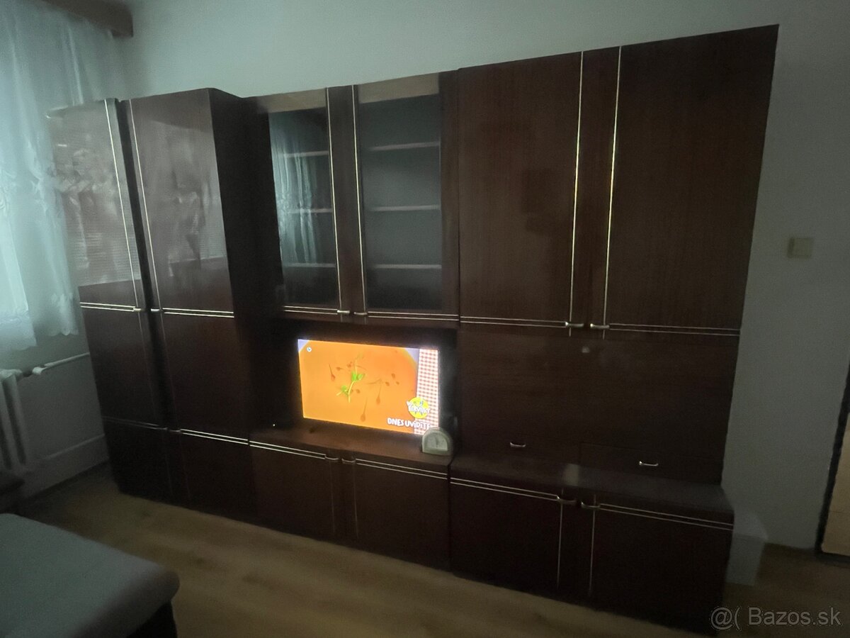Obývacia stena