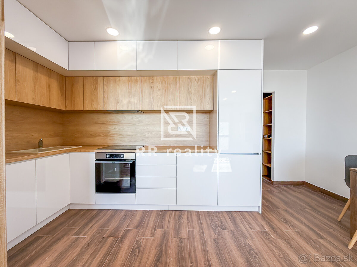 Kompletná rekonštrukcia, 1,5i 42m2+6m loggia, MnB - Severná