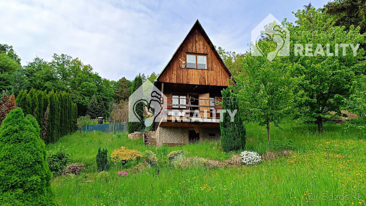Znížená cena  Rekreačná chata s krásnym slnečným pozemkom