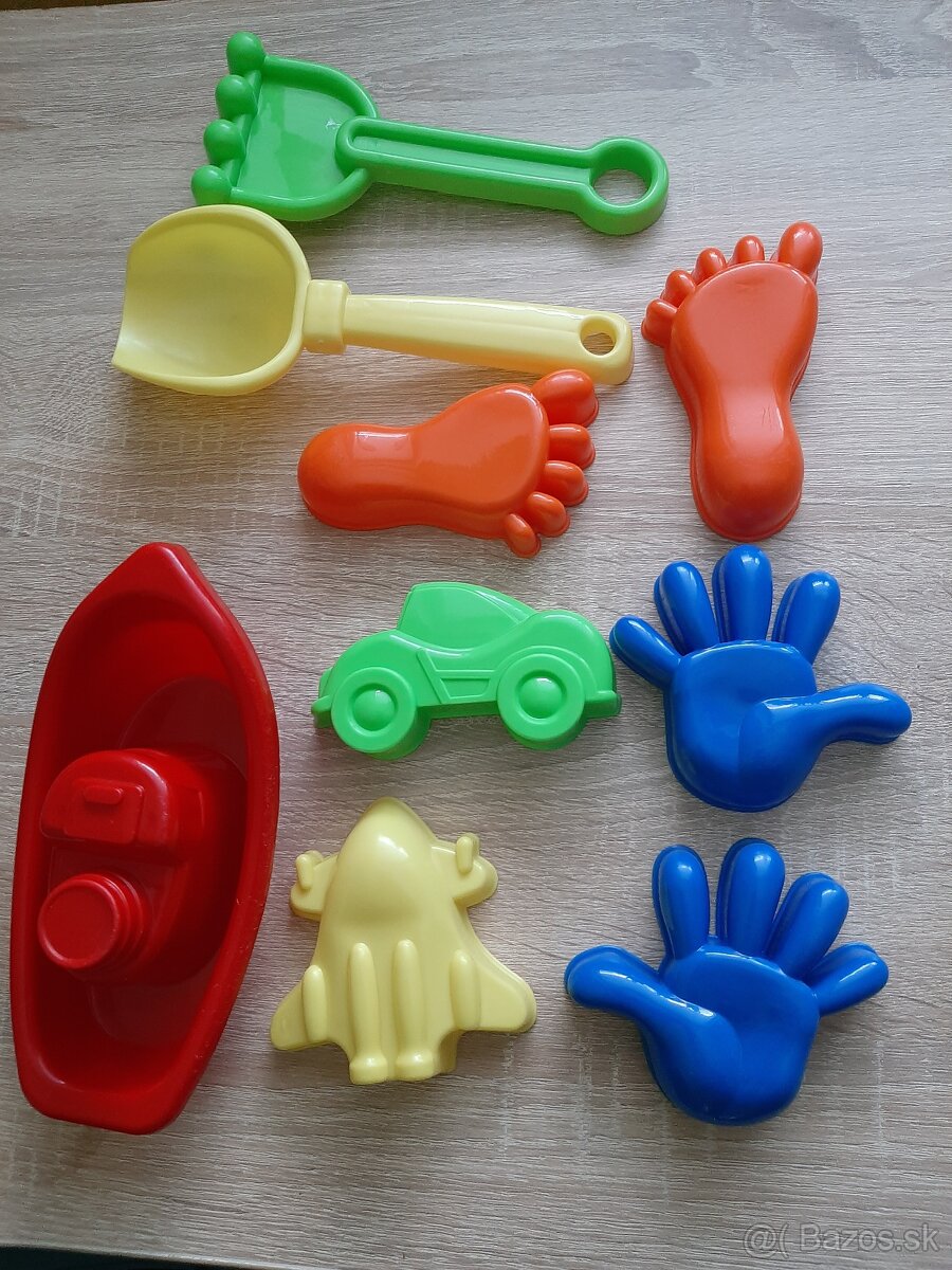 Hračky do piesku, k vode - nové
