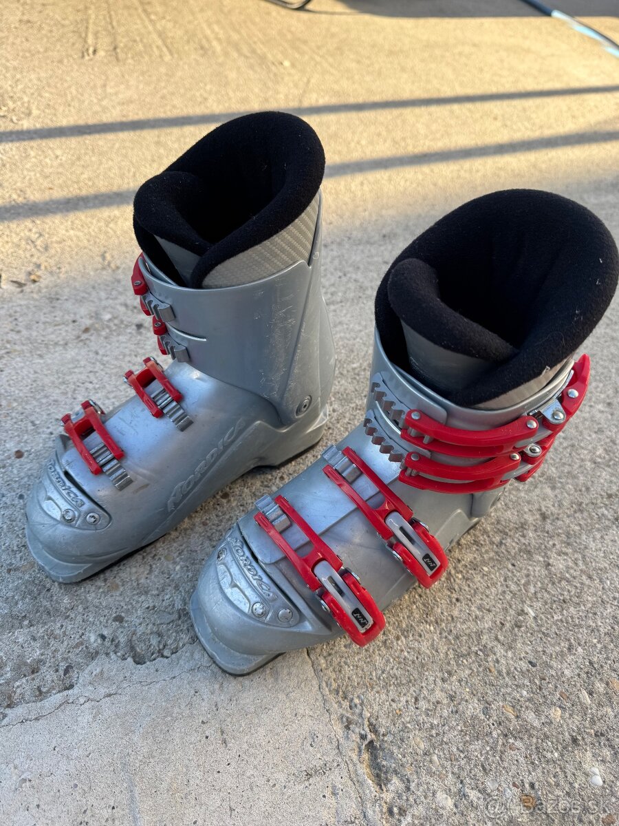 Detské lyžiarky Nordica cca 32-33