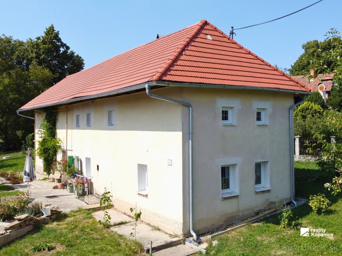 Vidiecky rodinný dom po kompletnej rekonštrukcií, Brestovec