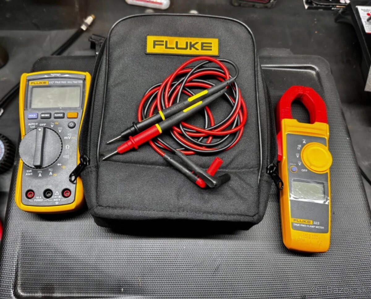 Fluke 117/323 ručný multimeter, prúdové klieste, T115