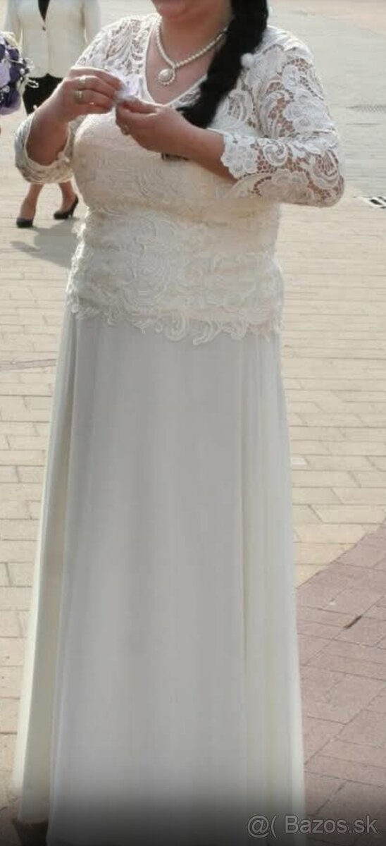 Svadobné a spoločenské šaty