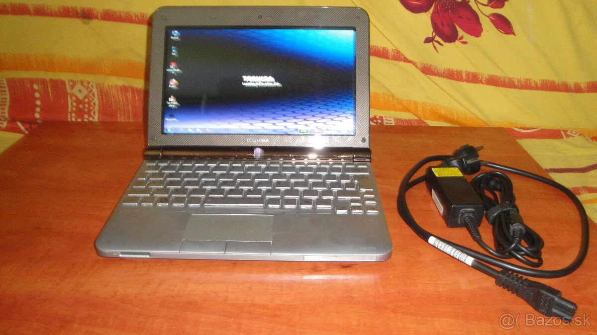 Predám mini notebook Toshiba v Bratislave a okolí